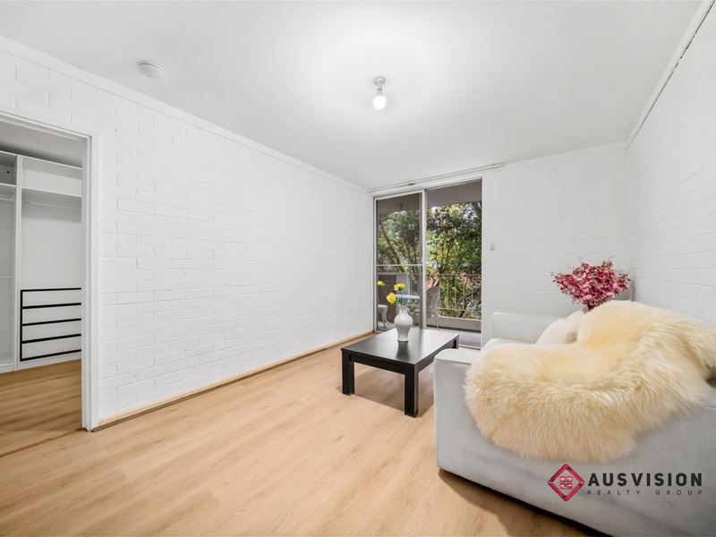 203/69 King George  Street, Victoria Park WA 6100