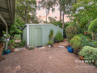 7 Kurrajong St, Roleystone WA 6111