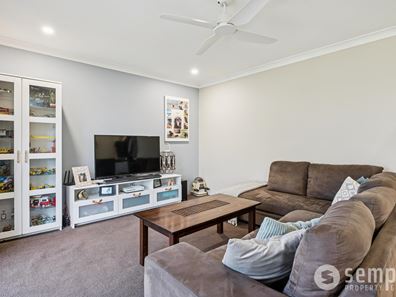 12 Heron Way, Yangebup WA 6164