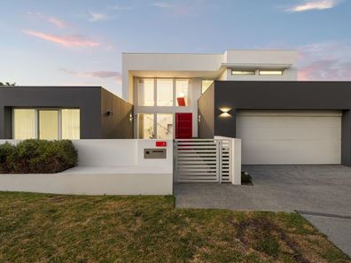 4 Pindari Place, Hillarys WA 6025