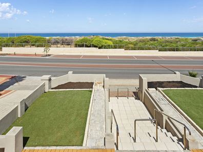 114 Oceanside Promenade, Mullaloo WA 6027