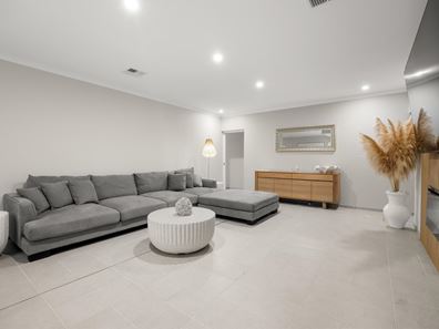 12 Cheltenham Approach, Harrisdale WA 6112