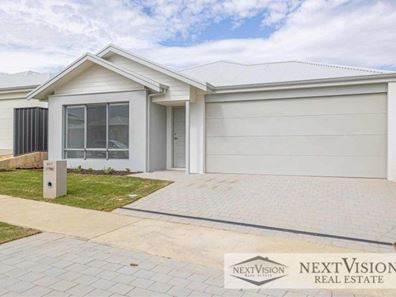 297 Whadjuk Drive, Hammond Park WA 6164