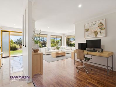 18 Bradbury Way, Samson WA 6163