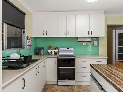 9 Casuarina place, Pinjarra WA 6208