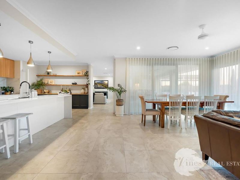 29 Ragley Way, The Vines