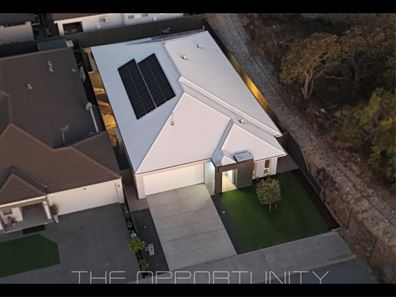 33 Mela Way, Landsdale WA 6065
