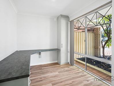7 Karlak Close, Leda WA 6170