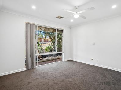 7 Karlak Close, Leda WA 6170