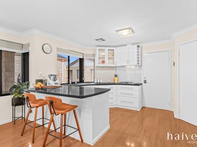 6/11-13 Herndon Close, Cannington WA 6107