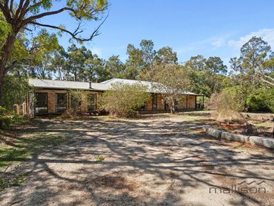 112 Merrit Road, Parklands WA 6180