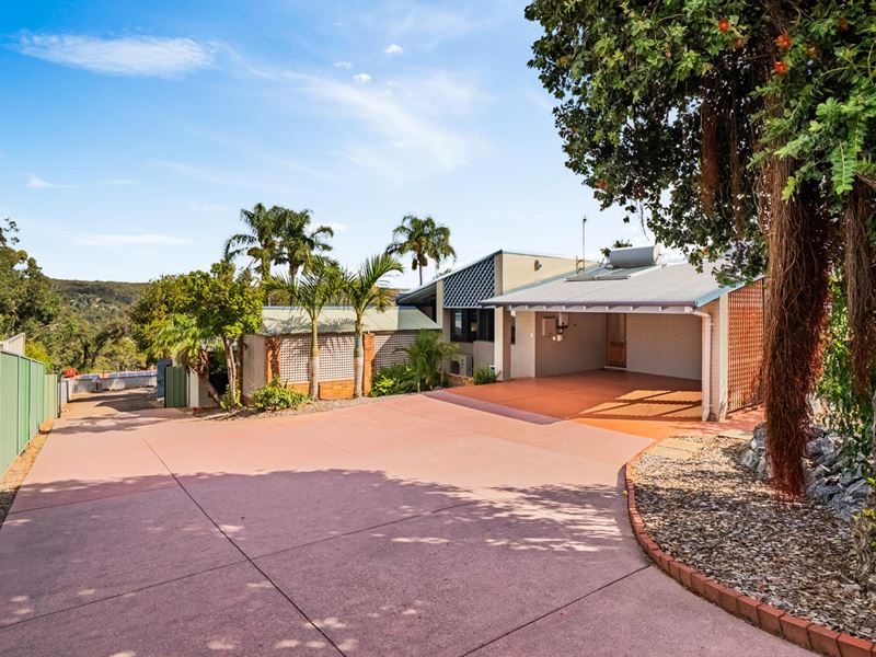 8 Russelia Way, Roleystone WA 6111