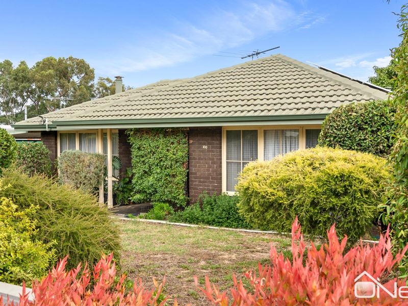 100 Derry Avenue, Mount Nasura
