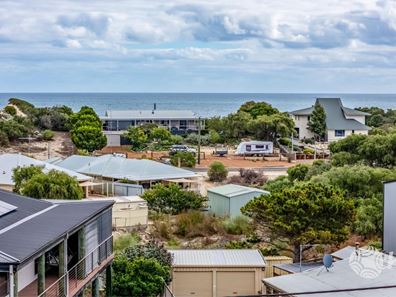 12 Beachcast Close, Preston Beach WA 6215