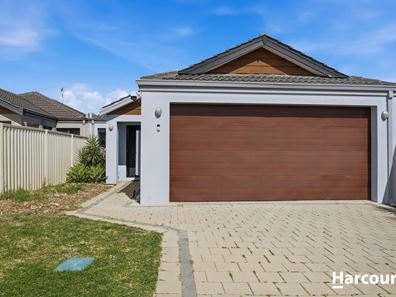 12 Kemp Street, Pearsall WA 6065
