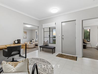 87 Suffolk  Street, Caversham WA 6055