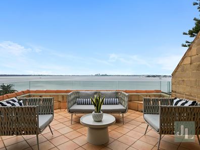 5F/10 Mounts Bay Road, Crawley WA 6009