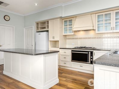 2 Astroloma Drive, Success WA 6164