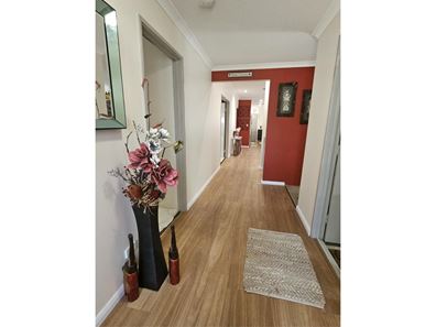 11 Magdalen Loop, Piara Waters WA 6112