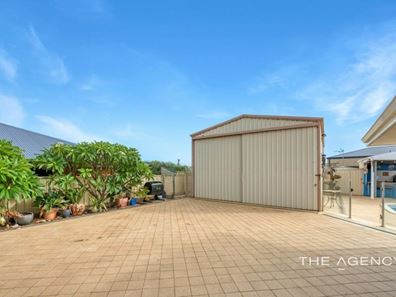110 Glenfield Beach Drive, Drummond Cove WA 6532