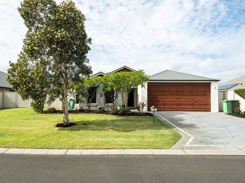 13 Solstice Way, Australind WA 6233