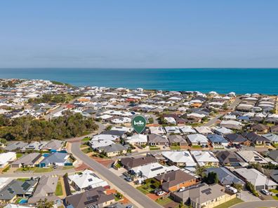 3 Tectona Way, Halls Head WA 6210
