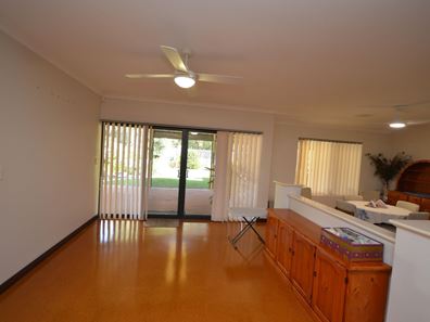 17 Currancy Lass Rise, Madora Bay WA 6210