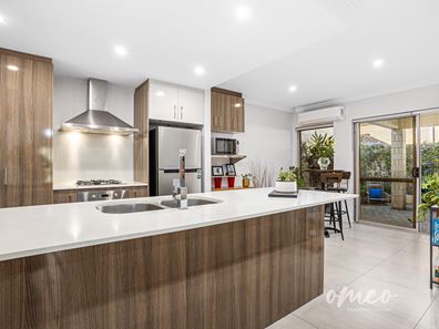 6A Pomfret Road, Spearwood WA 6163