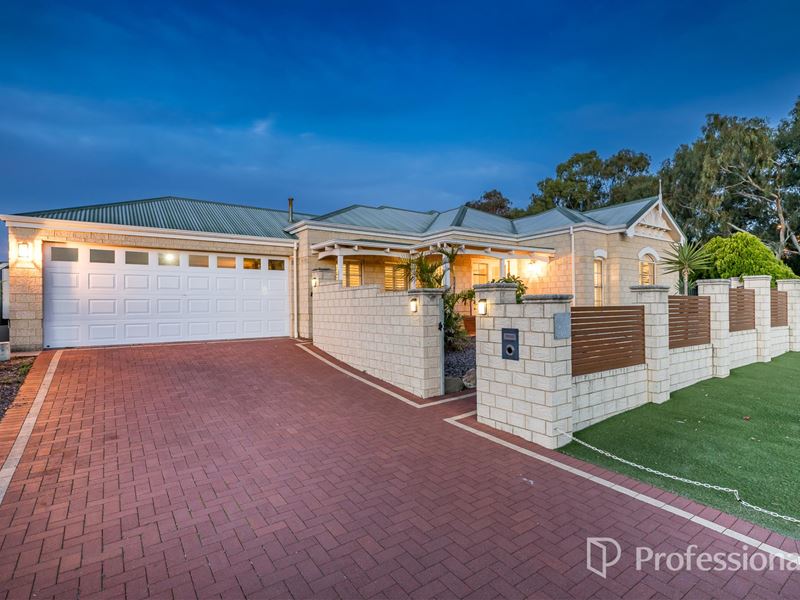 19 Carwoola Circle, Carramar WA 6031