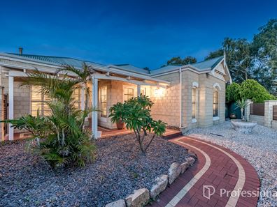 19 Carwoola Circle, Carramar WA 6031