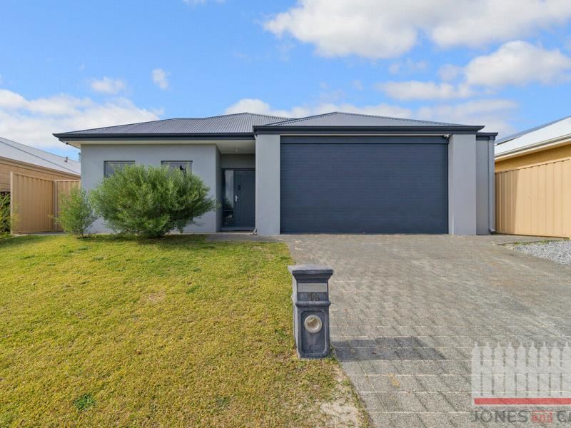 16 Broadhurst Way, Two Rocks WA 6037