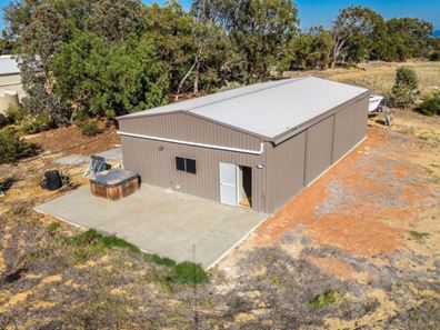 26 Hill Creek Road, Moresby WA 6530