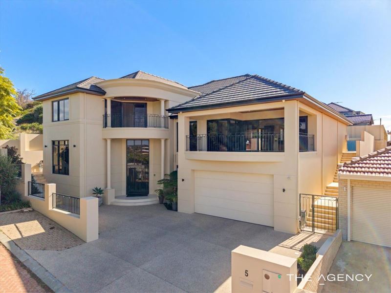 5 Sumich Gardens, Coogee