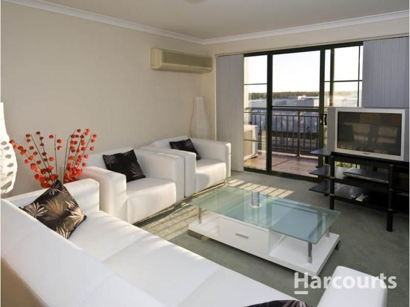 26/167 Grand Boulevard, Joondalup