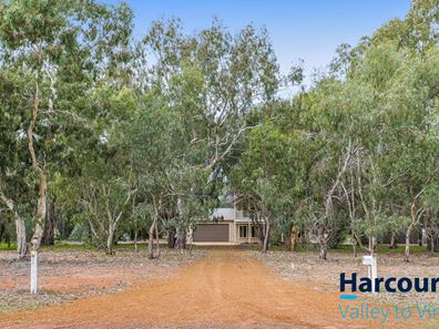 77 Mchavloe Drive, Gingin WA 6503