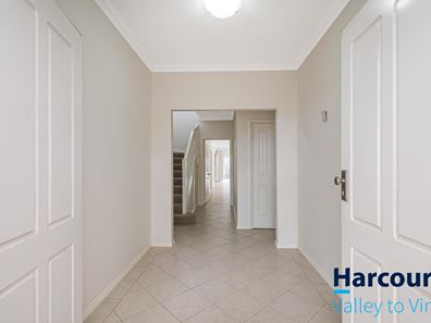 77 Mchavloe Drive, Gingin WA 6503