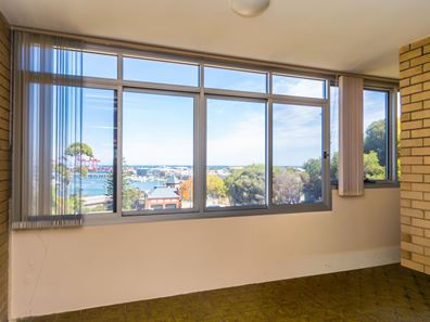 16/2 Angwin Street, East Fremantle WA 6158