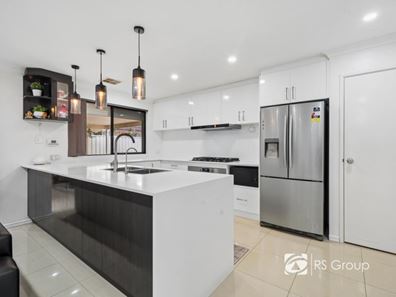 13 Munich Link, Piara Waters WA 6112