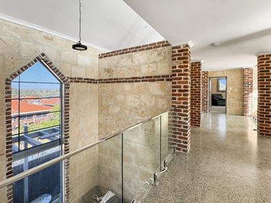 195A Clontarf Road, Hamilton Hill WA 6163
