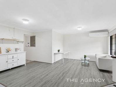 18 Adelphi Court, Marangaroo WA 6064