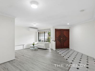 18 Adelphi Court, Marangaroo WA 6064