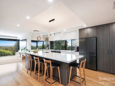 25 Gray Road, Gooseberry Hill WA 6076