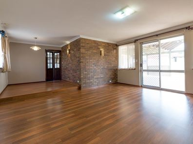 23 Sheoak Road, Maddington WA 6109