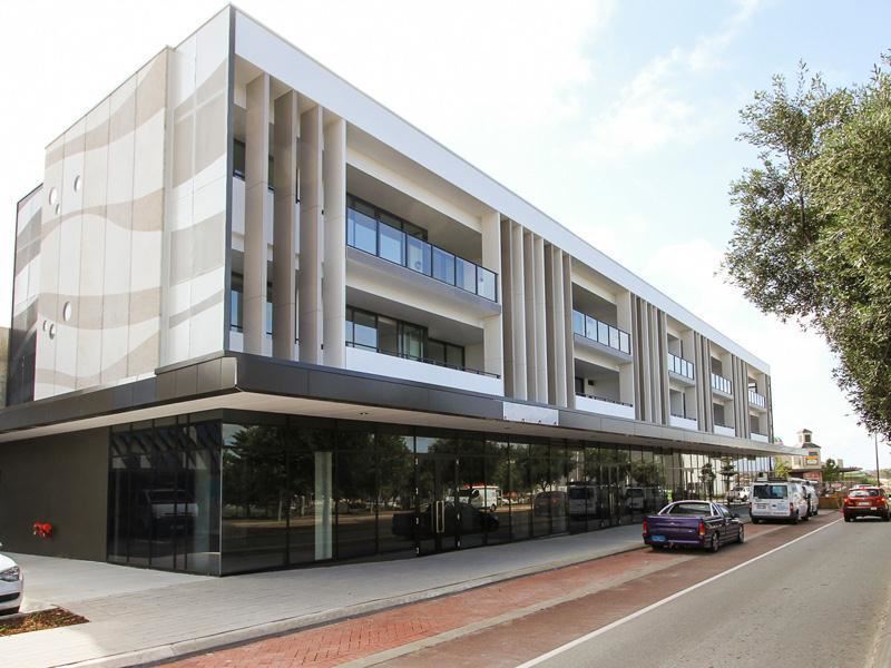 202/44 Key Largo, Clarkson