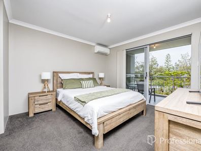 6/22 Scrubwren Circuit, Alkimos WA 6038