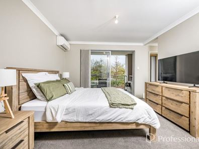 6/22 Scrubwren Circuit, Alkimos WA 6038