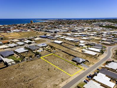 31 Wanderer Concourse, Wandina WA 6530
