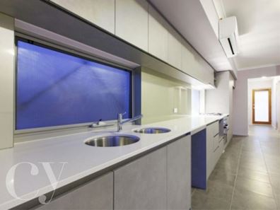 6/2 First Avenue, Applecross WA 6153