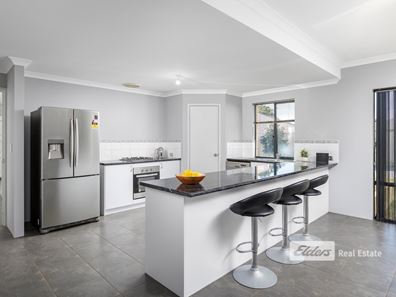 48 Garfield Drive, Australind WA 6233