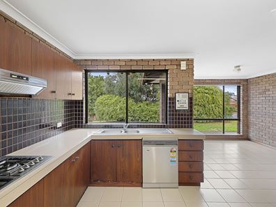 132 Rannoch Circle, Hamersley WA 6022